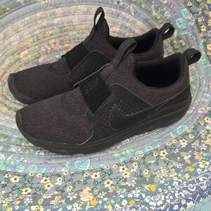 Nike AD Athletic Running Shoes